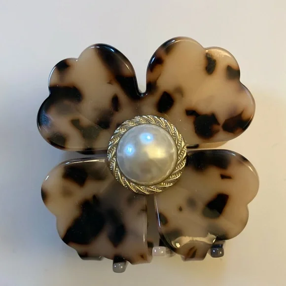 J. Crew Factory Floral Hair Clips - Cream and Tortoise Shell Pair of 2 - Picture 5 of 8